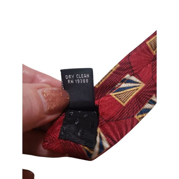 Bill Blass Black Label Mens Tie Necktie Designer Luxury Red Gold Blue Geometric - Picture 9 of 12
